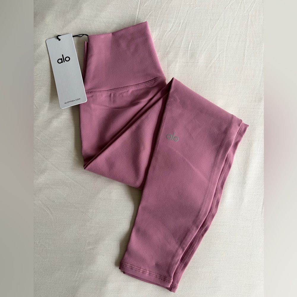 NWT alo Airbrush Leggings 25”